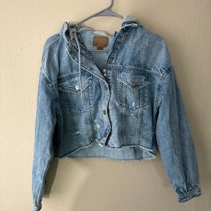 American Eagle cropped denim jacket with a hood